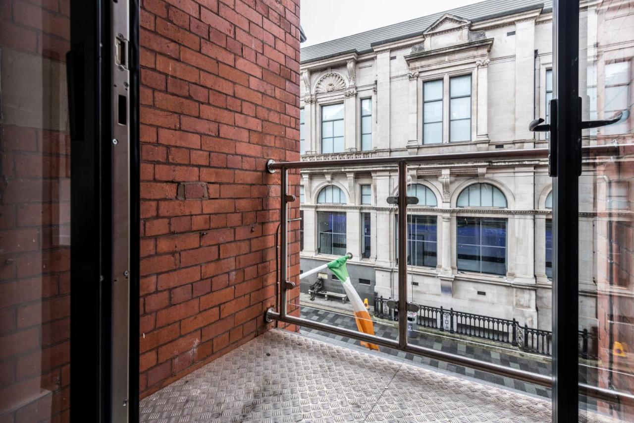 Central Aparthotel By Ustay Liverpool Exterior photo